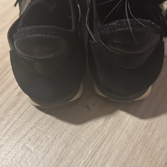 Balenciaga Paris Race Runner Sneakers - Picture 6 of 7